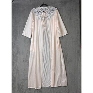 Vintage 70s Blush Pink Lace Trim Long Duster Robe Nightgown Lingerie